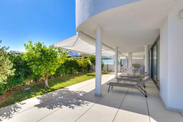 Piso en venta en CL LETICIA, 2, Fuengirola
photo 1
