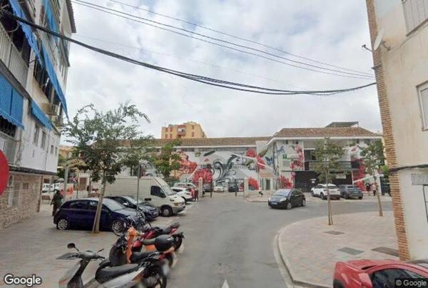 Piso en venta en Calle Miguel Bueno, Fuengirola
thumbnail 2
