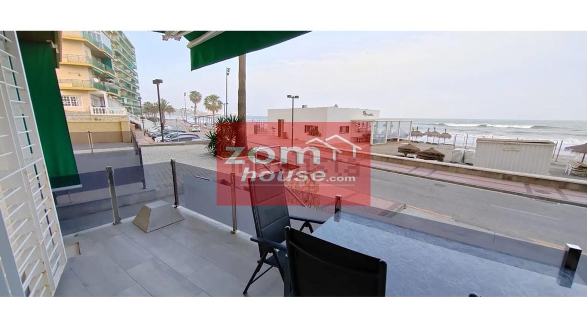 Sale of apartment in Paseo Marítimo Rey de España, Fuengirola
 photo 4