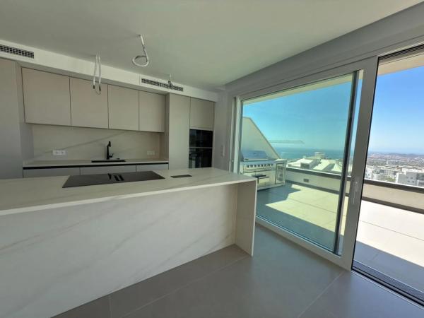 Penthouse for sale at El Higuerón, Fuengirola thumbnail 2