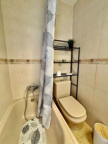 Piso en venta en Calle Valladolid s/n, Fuengirola
thumbnail 1