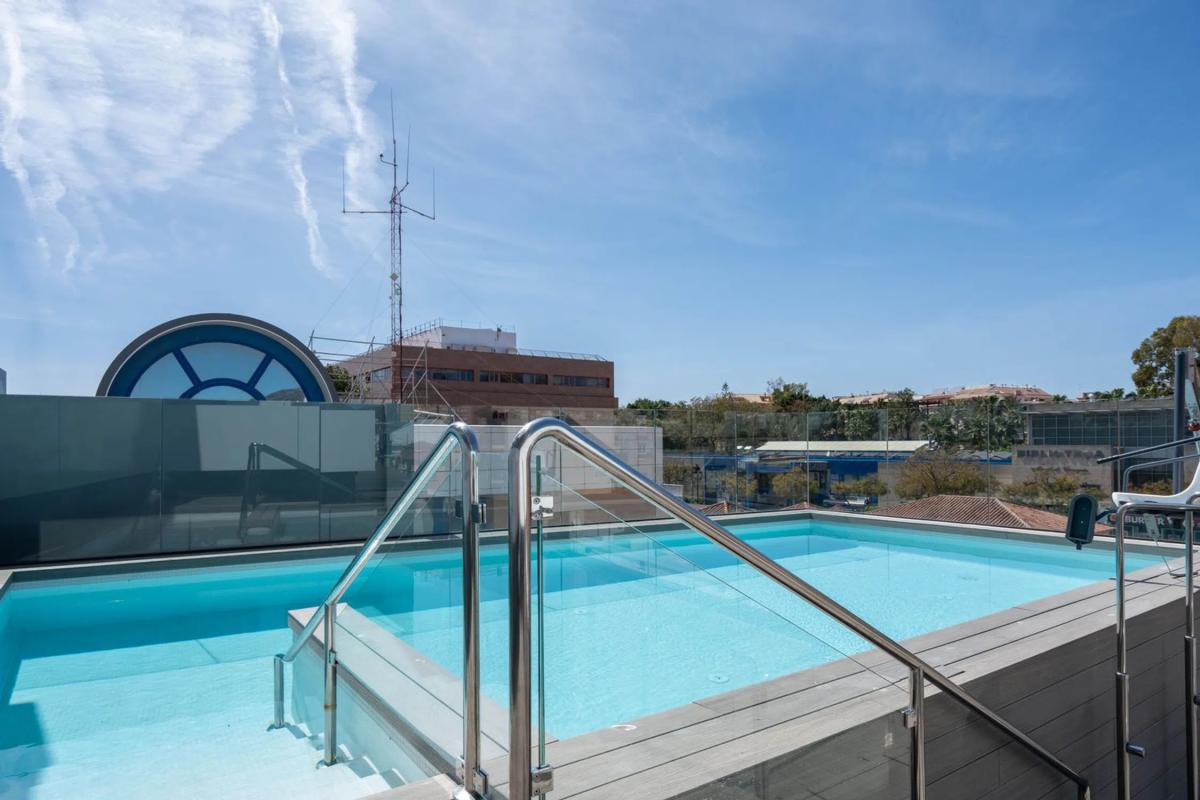 Sprzedaż mieszkania w Zona Puerto Deportivo, Fuengirola
 photo 2