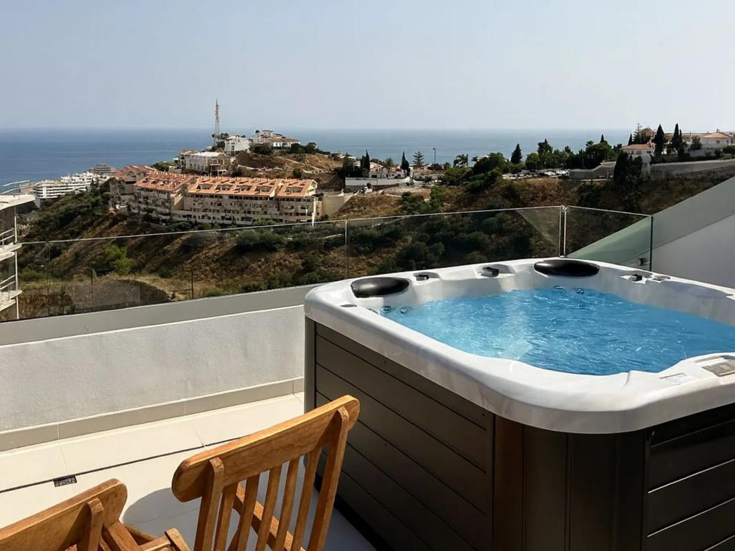Penthouse sale in  Calle Canarios, 4, Fuengirola photo 5