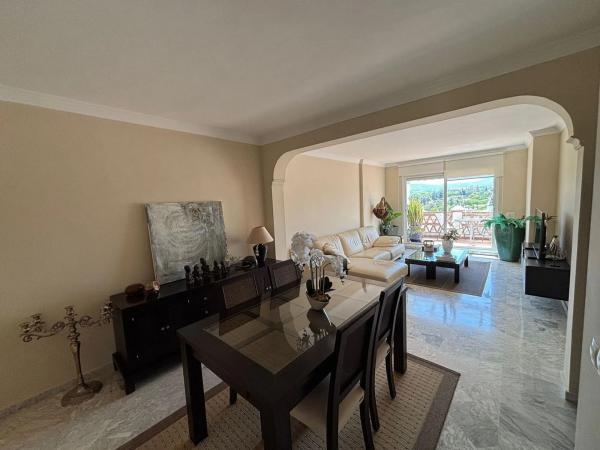 Ático en venta en Calle las Golondrinas, 67, Fuengirola photo 1