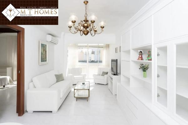 Piso en venta en Zona Puerto Deportivo, Fuengirola
thumbnail 2