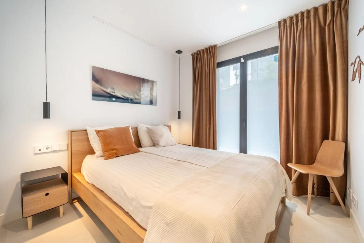 Venta de piso en CL PAULA, 1, Fuengirola
photo 1