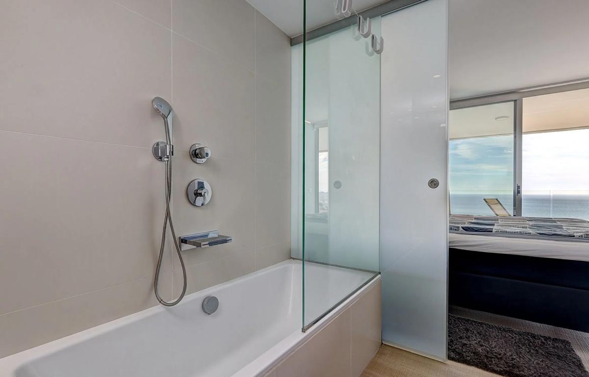 Sale of apartment in CL ALBA, Fuengirola
 photo 5