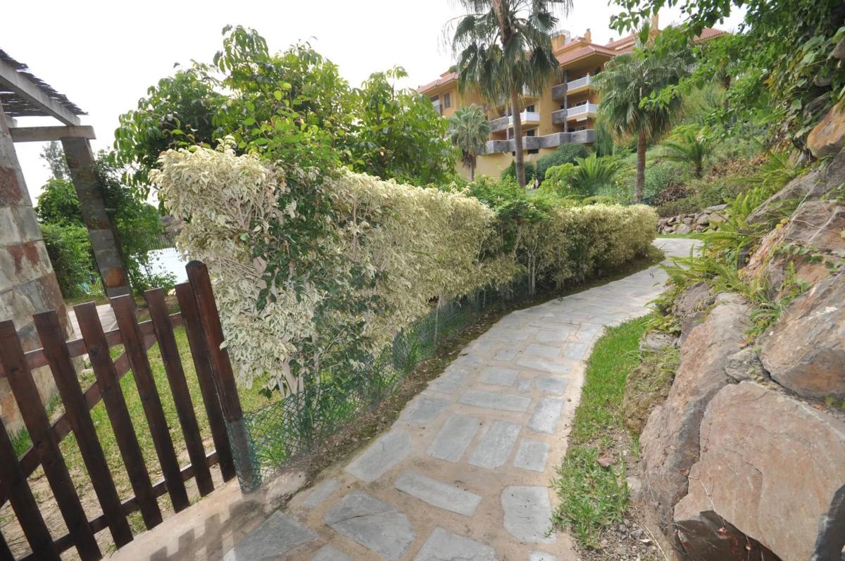 Sale of apartment in Avenida del Higuerón, 56, Fuengirola
photo 2