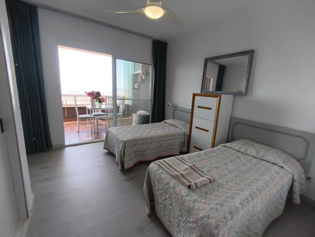 Sale of apartment in Calle el Lirio, 16, Fuengirola
photo 2