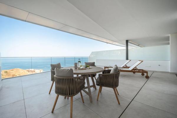 Piso en venta en Calle Alba, Fuengirola
photo 1