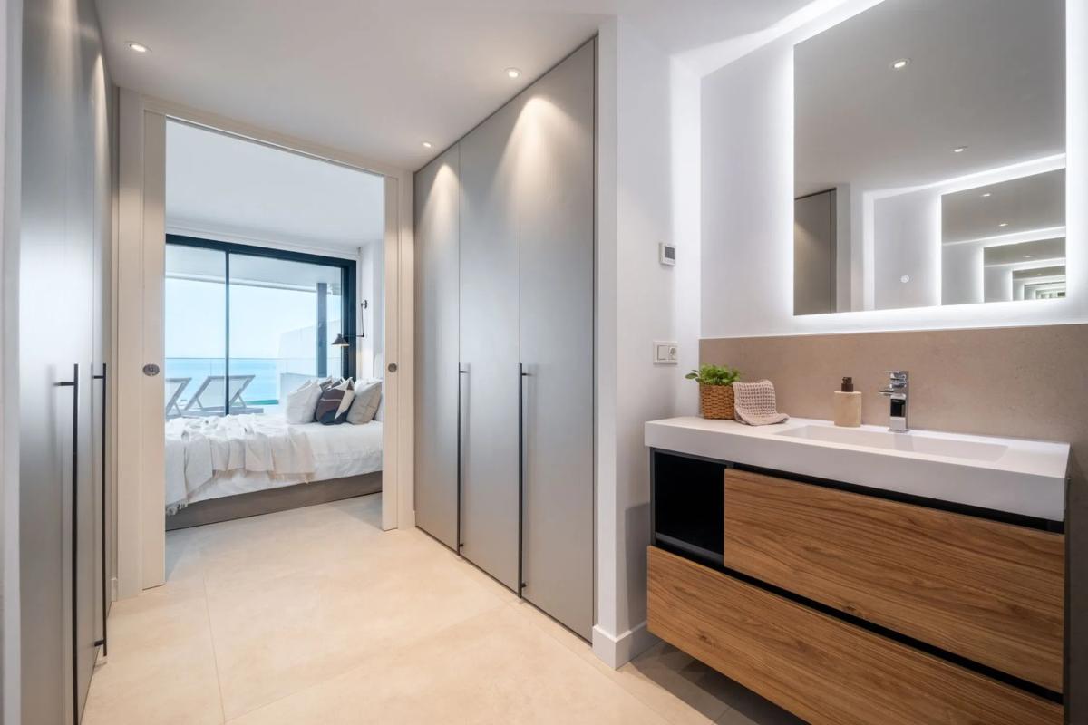 Sale of apartment in Calle Alba, Fuengirola
 photo 5