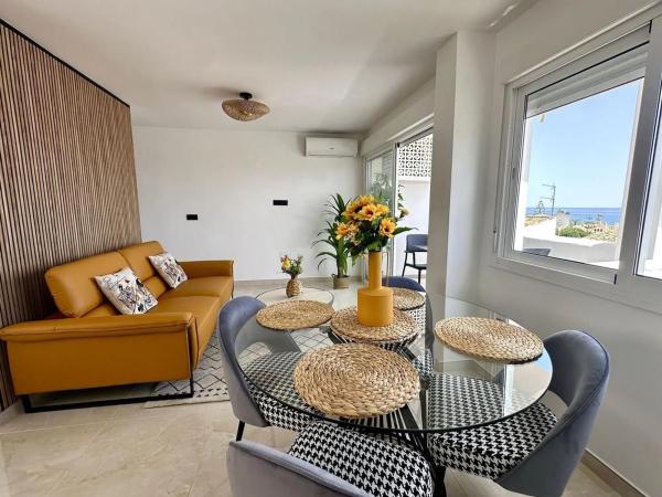 Квартира на продажу на Paseo Marítimo Rey de España, Фуэнхирола photo 1
