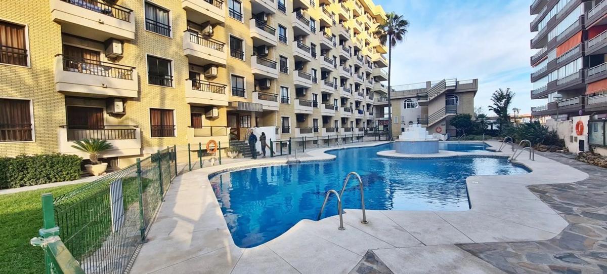Venta de piso en Paseo Marítimo Rey de España, Fuengirola
photo 2