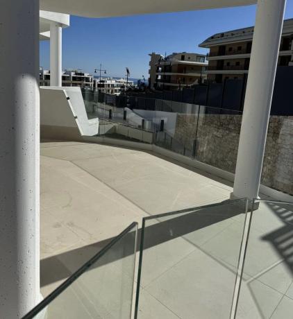 Piso en venta en Avenida del Higuerón, Fuengirola
 photo 1