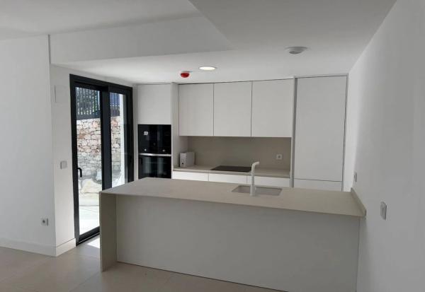 Piso en venta en Avenida del Higuerón, Fuengirola
 photo 2