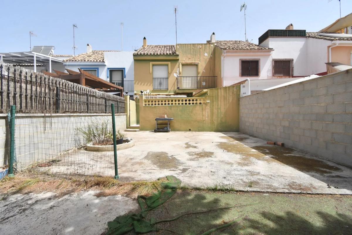 Venta de chalet adosado en Calle Monaguillo , Fuengirola photo 1