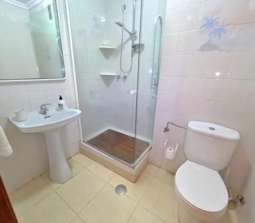 Apartment for sale in Paseo Marítimo Rey de España s/n, Fuengirola thumbnail 2