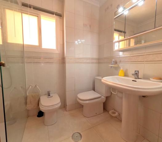 Apartment for sale in  PS MARITIMO REY DE ESPAÑA, Fuengirola photo 4