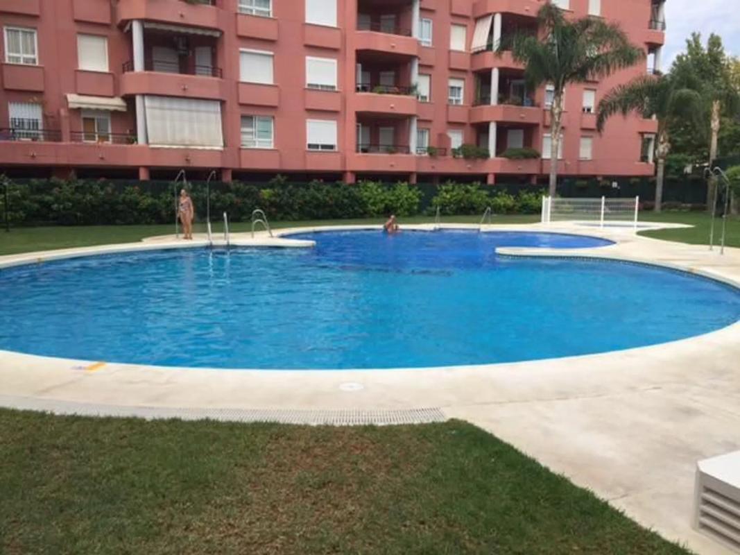 Sprzedaż mieszkania w Calle Río Guadalhorce, Fuengirola
photo 1