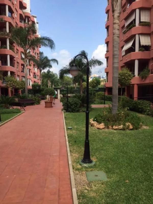 Sprzedaż mieszkania w Calle Río Guadalhorce, Fuengirola
photo 2