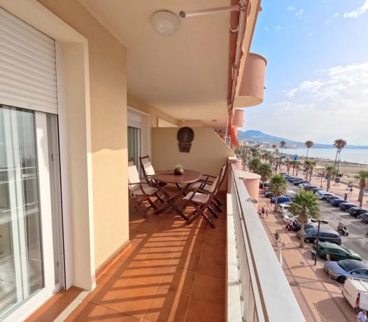 Apartment for sale in Paseo Marítimo Rey de España, Fuengirola thumbnail 1