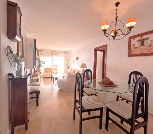 Apartment for sale in  Paseo Marítimo Rey de España, Fuengirola photo 4