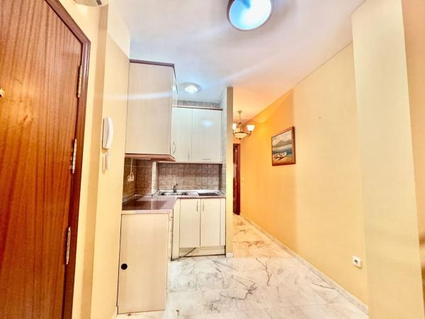 Apartment for sale in  Calle Santísima Trinidad s/n, Fuengirola photo 4