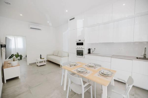 Apartment for sale in  Calle Jábega, Fuengirola photo 4