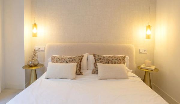 Apartment for sale in  Avenida 8 de Marzo, Fuengirola photo 4