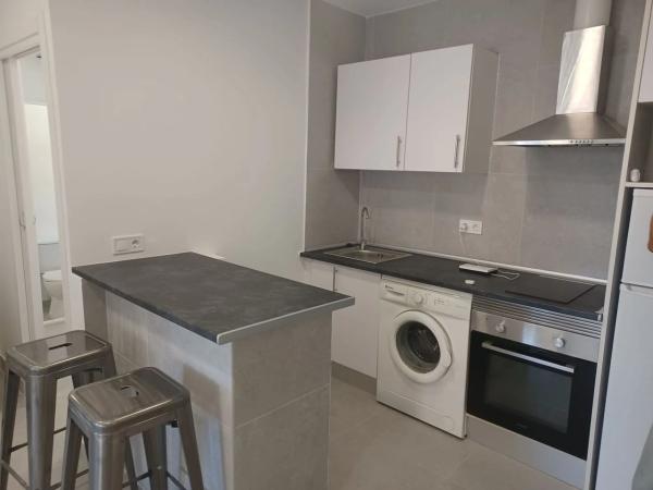 Apartment for sale in  Zona Puerto Deportivo, Fuengirola photo 4