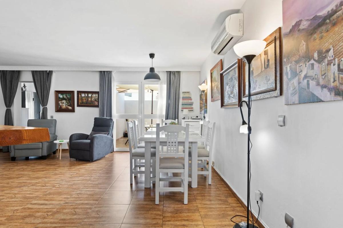 Venta de chalet independiente en Calle Gravina, Fuengirola
 photo 2