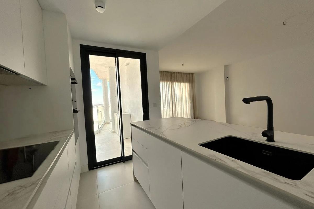 Sprzedaż mieszkania w Avenida Fuengirola, 10, Fuengirola
photo 3
