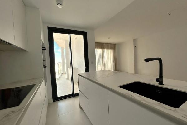Piso en venta en Avenida Fuengirola, 10, Fuengirola
 photo 3