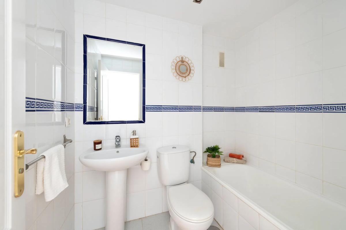 Penthouse sale in Calle Perdices, Fuengirola photo 5
