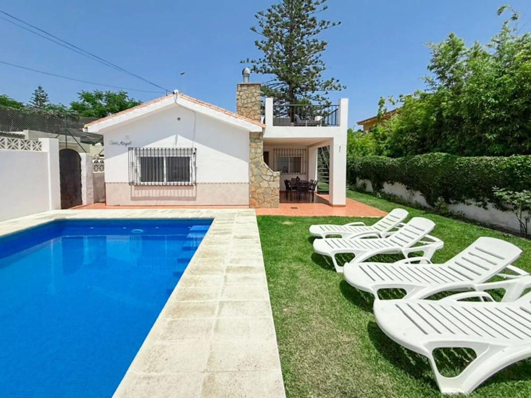 Venta de chalet independiente en Los Boliches, Fuengirola
photo 1