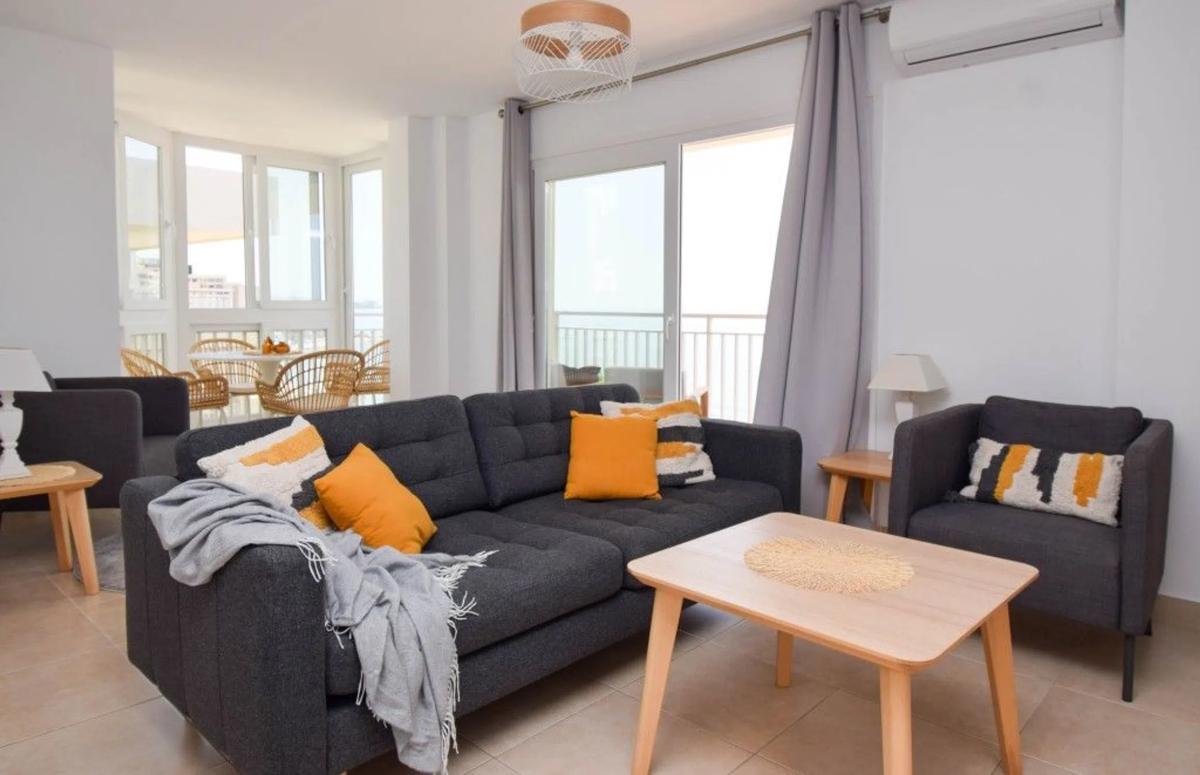 Venta de piso en Calle Ricardo Zamora, 108, Fuengirola
 photo 3