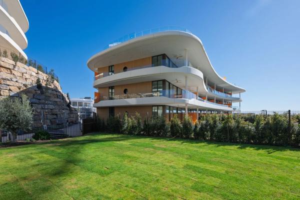 Apartment for sale in  Calle Eva, Fuengirola photo 1
