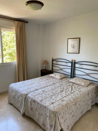 Apartment for sale in  Calle Romería del Rocío, 1, Fuengirola photo 1