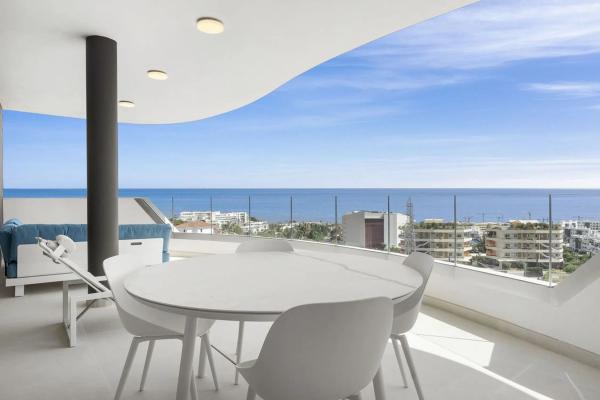 Apartment for sale in  El Higuerón, Fuengirola photo 1