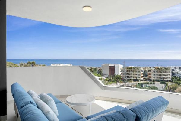 Apartment for sale in  El Higuerón, Fuengirola photo 3