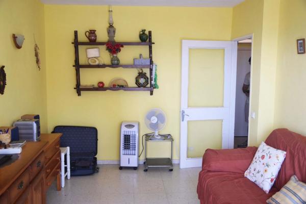 Apartment for sale in  Paseo Marítimo Rey de España, Fuengirola photo 2