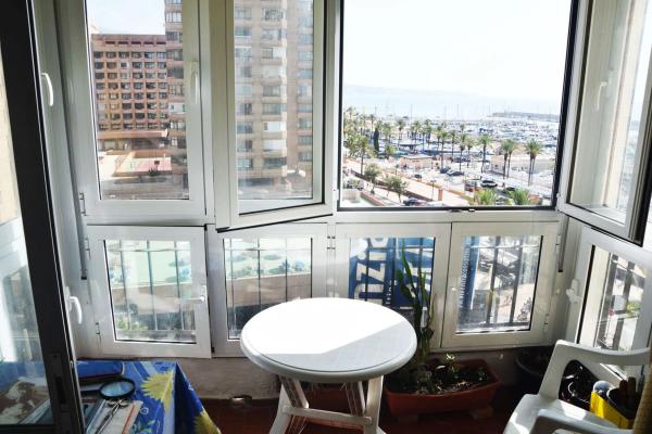 Apartment for sale in  Paseo Marítimo Rey de España, Fuengirola photo 3
