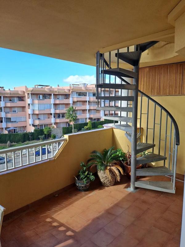 Продажа дуплекса на Calle el Roble, 28, Фуэнхирола photo 1