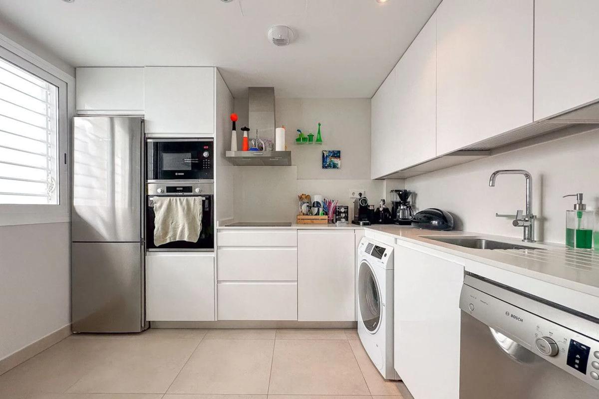 Venta de duplex en Calle Pensamiento, Fuengirola photo 3