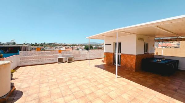 Piso en venta en Calle Alora, Fuengirola
 photo 2