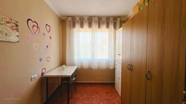 Piso en venta en Calle Alora, Fuengirola
 photo 4
