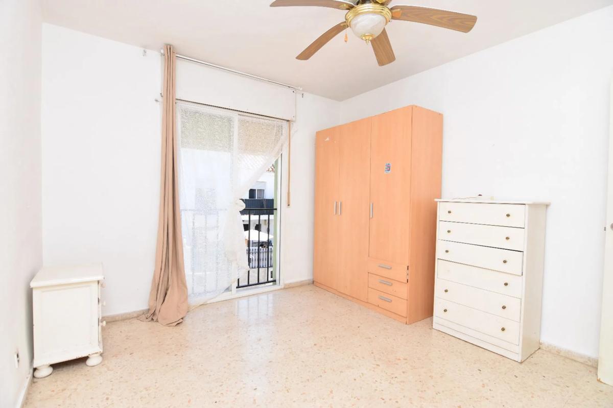 Venta de chalet adosado en Calle Monaguillo s/n , Fuengirola photo 5