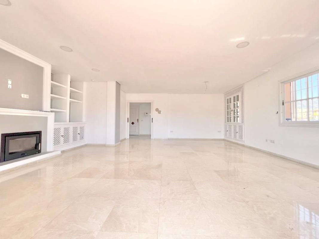 Venta de ático en Paseo Jesús Santos Rein, Fuengirola photo 1