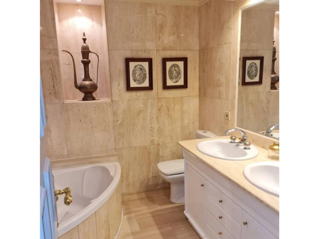 Venta de piso en Calle Alberto Morgenstern, Fuengirola
 photo 2