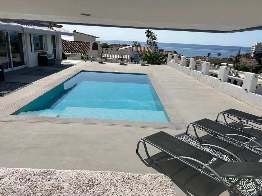 Sprzedaż niezależnego domku jednorodzinnego w Calle Tartesios, 1, Fuengirola photo 3